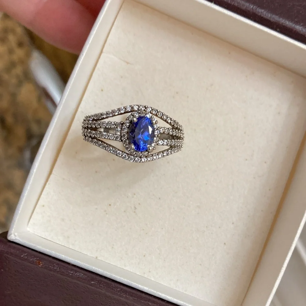 Tanzanite and Zircon